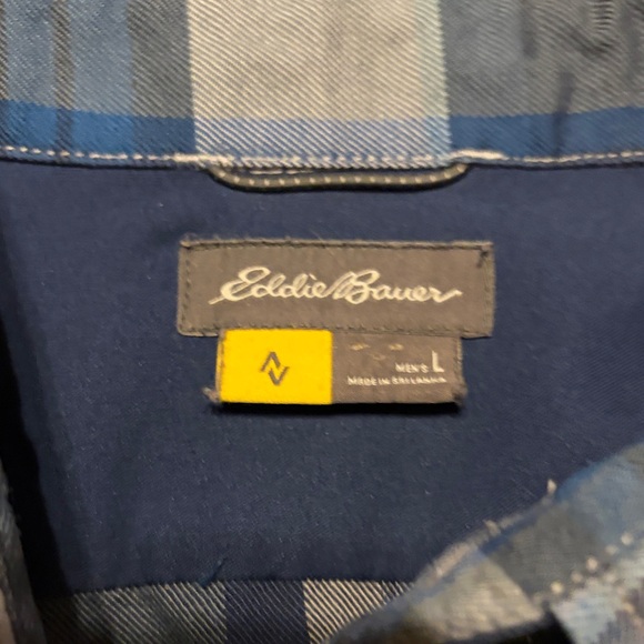 Eddie Bauer Blue and White Plaid Casual Shirt - Picture 2 of 4